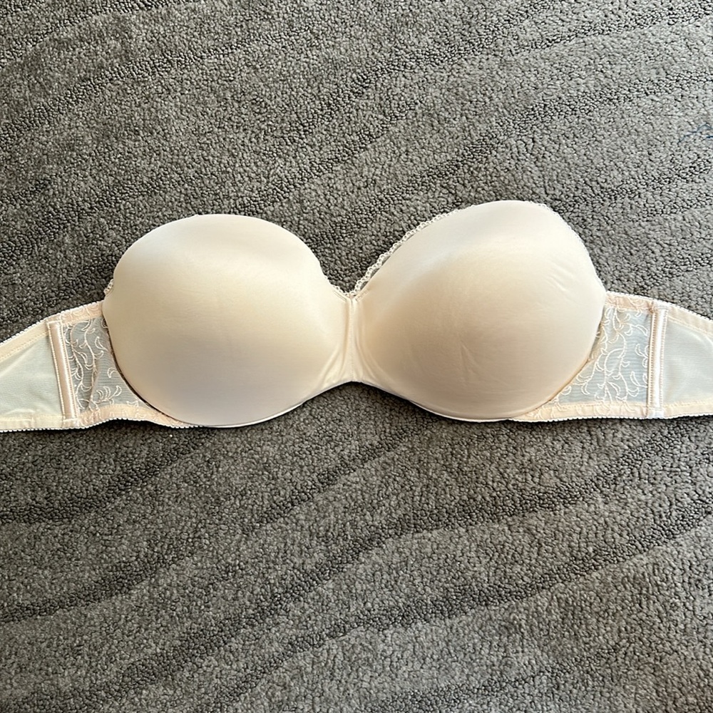 Vanity Fair Nude Strapless Bra Size 38D - Picture 3 of 7